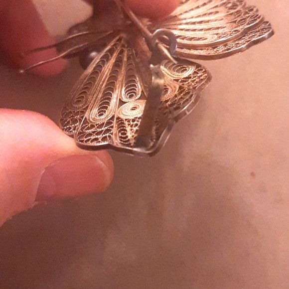 VINTAGE sterling filligree butterfly brooch - Picture 3 of 3